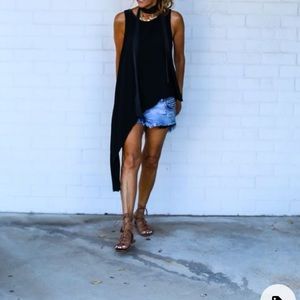 Andandrea asymetrical top